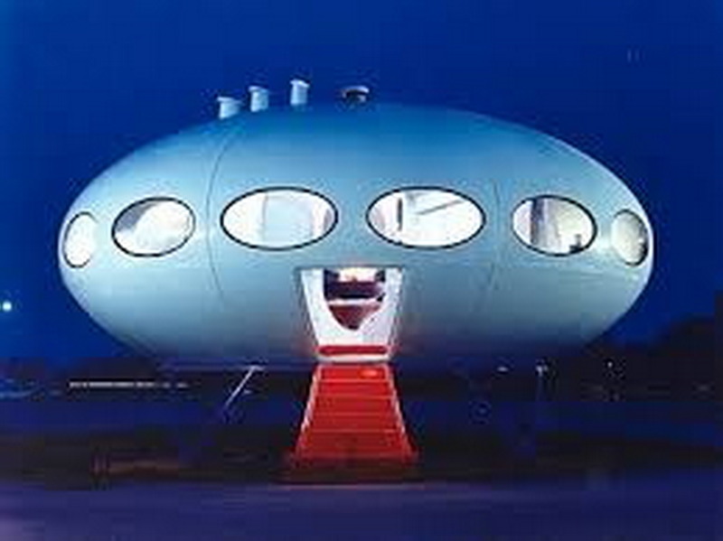 Экс-тренер Бруклина Бекхэма о проблемах в звездной семье: Происходило странное